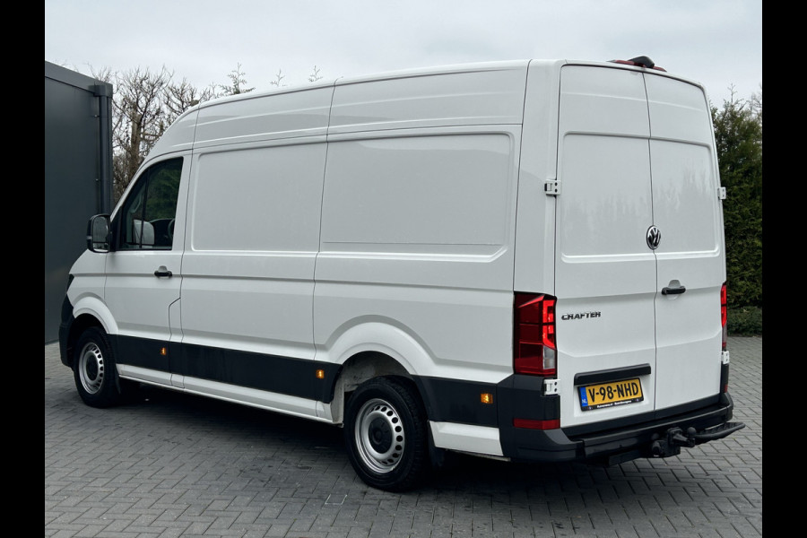 Volkswagen Crafter 35 2.0 TDI 141 PK / DSG AUTOMAAT / L3H3 / 3 TONS TREKHAAK / AIRCO / CAMERA / 3-ZITS