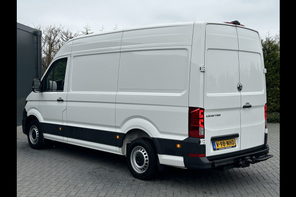 Volkswagen Crafter 35 2.0 TDI 141 PK / DSG AUTOMAAT / L3H3 / 3 TONS TREKHAAK / AIRCO / CAMERA / 3-ZITS