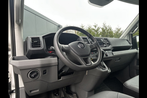 Volkswagen Crafter 35 2.0 TDI 141 PK / DSG AUTOMAAT / L3H3 / 3 TONS TREKHAAK / AIRCO / CAMERA / 3-ZITS