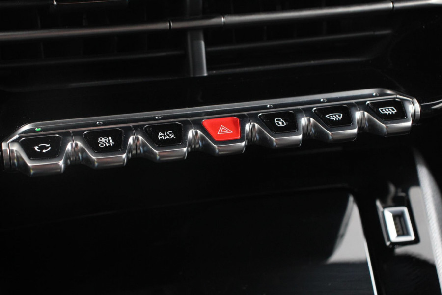 Peugeot 2008 1.2 PureTech 130pk Automaat Allure Navigatie Climate Control LED Lichtmetalen Velgen Parkeer sensoren Cruise Control