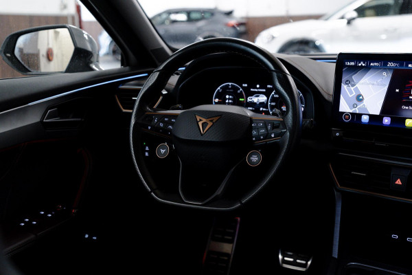 CUPRA Formentor 1.4 e-Hybrid VZ Performance PANO|LEDER|360°|MEMORY