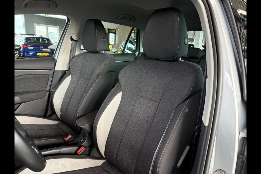 Škoda Kamiq 1.0 TSi 110pk Business Edition LED/VIRTUAL/NAVI/CARPLAY/DAB/PDC/WINTERPACK