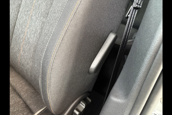 Škoda Kamiq 1.0 TSi 110pk Business Edition LED/VIRTUAL/NAVI/CARPLAY/DAB/PDC/WINTERPACK