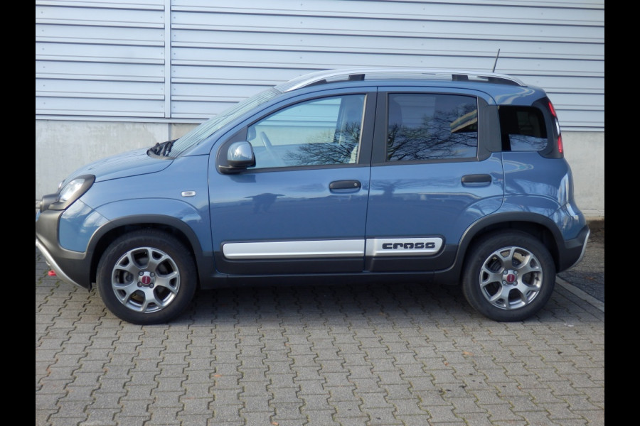 Fiat Panda Hybrid Cross | Lm-velgen | Apple Carpl. / Andr. Auto |