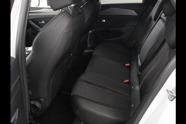 Peugeot 308 1.2 PureTech 130pk Automaat GT | Demo! | Climate control Adaptive cruise control Parkeersensoren Achteruitrijcamera Navigatie Voorstoelen verwarmd LED Apple Carplay/ Android Auto