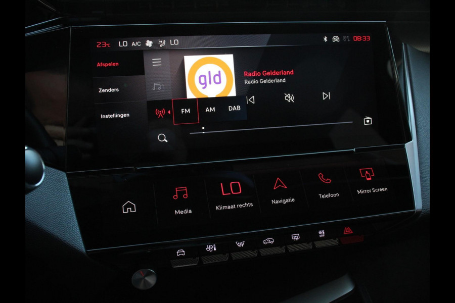 Peugeot 308 1.2 PureTech 130pk Automaat GT | Demo! | Climate control Adaptive cruise control Parkeersensoren Achteruitrijcamera Navigatie Voorstoelen verwarmd LED Apple Carplay/ Android Auto