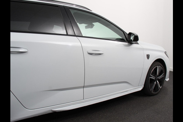 Peugeot 308 1.2 PureTech 130pk Automaat GT | Demo! | Climate control Adaptive cruise control Parkeersensoren Achteruitrijcamera Navigatie Voorstoelen verwarmd LED Apple Carplay/ Android Auto