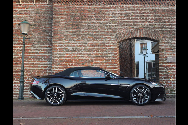 Aston Martin Vanquish Volante 6.0 V12 Touchtronic 2+2 | B&O - Carbon - Perfect!