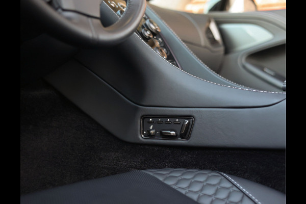 Aston Martin Vanquish Volante 6.0 V12 Touchtronic 2+2 | B&O - Carbon - Perfect!