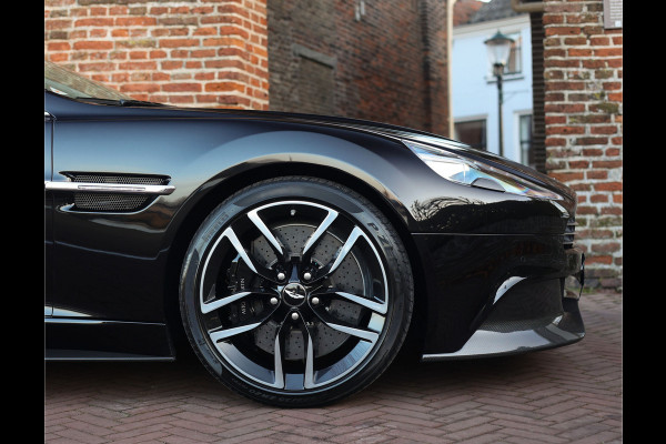 Aston Martin Vanquish Volante 6.0 V12 Touchtronic 2+2 | B&O - Carbon - Perfect!
