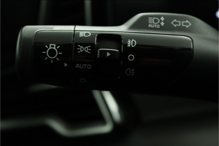 Kia Sportage 1.6 T-GDi Plug-in Hybrid AWD DynamicLine Automaat Airco - Apple Carplay/Android Auto - Cruise Control - Navigatie - Stoel/Stuur Verwarming - Fabrieksgarantie tot 2029