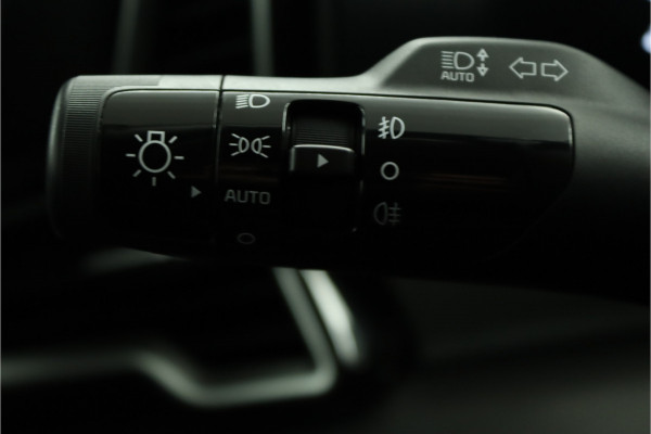 Kia Sportage 1.6 T-GDi Plug-in Hybrid AWD DynamicLine Automaat Airco - Apple Carplay/Android Auto - Cruise Control - Navigatie - Stoel/Stuur Verwarming - Fabrieksgarantie tot 2029