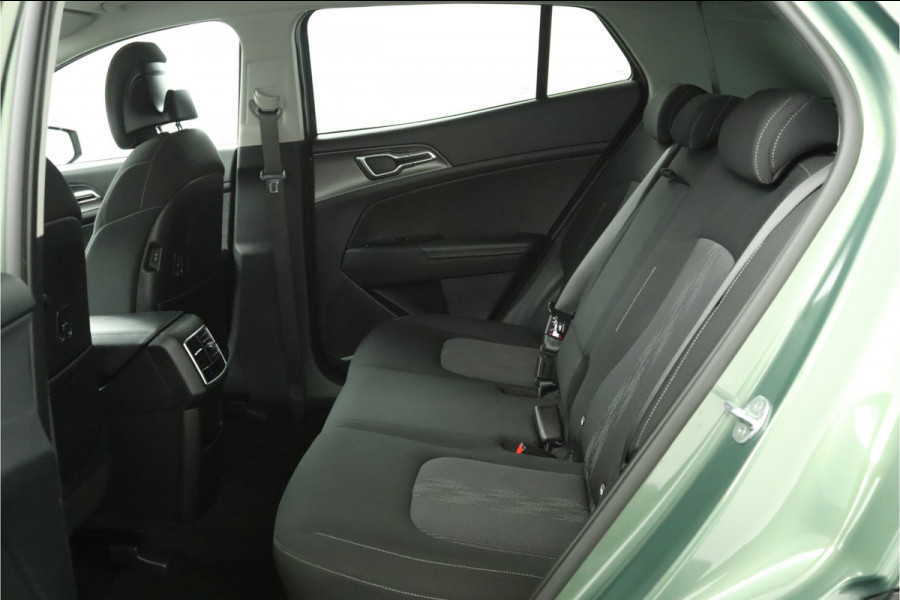 Kia Sportage 1.6 T-GDi Plug-in Hybrid AWD DynamicLine Automaat Airco - Apple Carplay/Android Auto - Cruise Control - Navigatie - Stoel/Stuur Verwarming - Fabrieksgarantie tot 2029