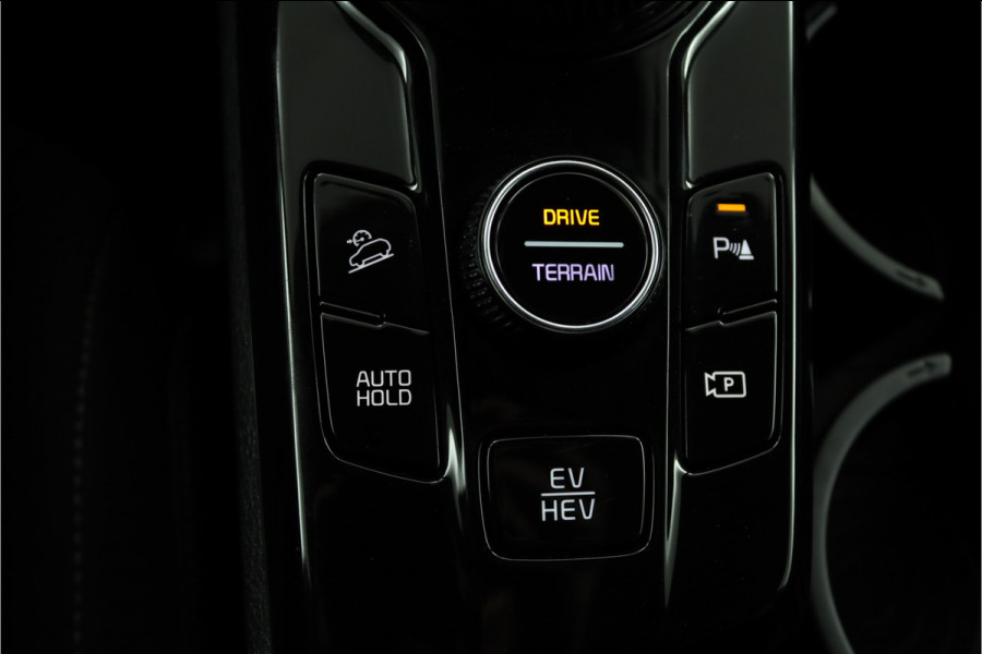 Kia Sportage 1.6 T-GDi Plug-in Hybrid AWD DynamicLine Automaat Airco - Apple Carplay/Android Auto - Cruise Control - Navigatie - Stoel/Stuur Verwarming - Fabrieksgarantie tot 2029