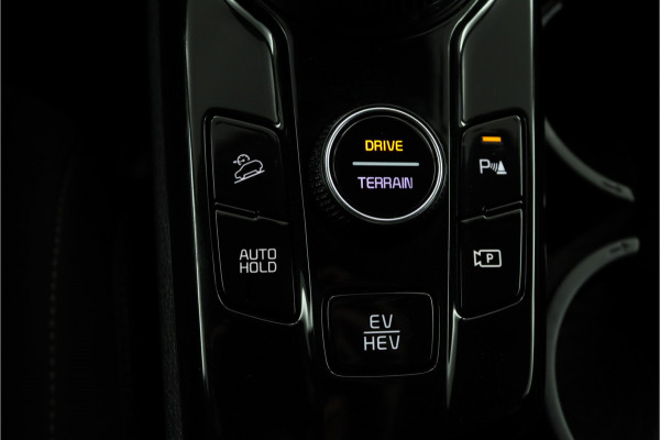 Kia Sportage 1.6 T-GDi Plug-in Hybrid AWD DynamicLine Automaat Airco - Apple Carplay/Android Auto - Cruise Control - Navigatie - Stoel/Stuur Verwarming - Fabrieksgarantie tot 2029