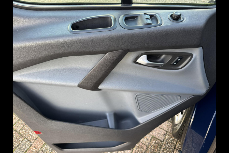 Ford Transit Custom 310 2.0 TDCI L2H2 Exportprijs €9900 ex BTW/BPM Cruise Airco Parkeersensoren voor/achter Navi All-season