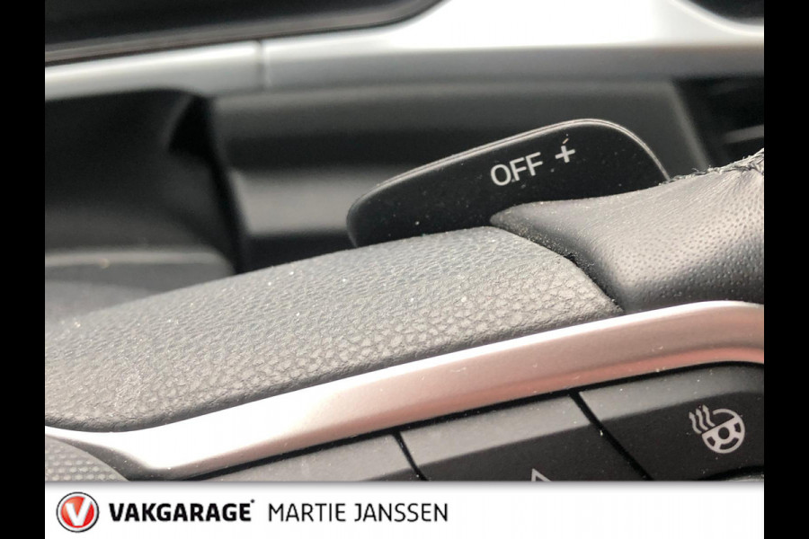 Volkswagen T-Roc 1.5 TSI Life Business