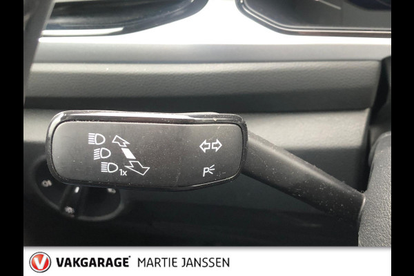 Volkswagen T-Roc 1.5 TSI Life Business