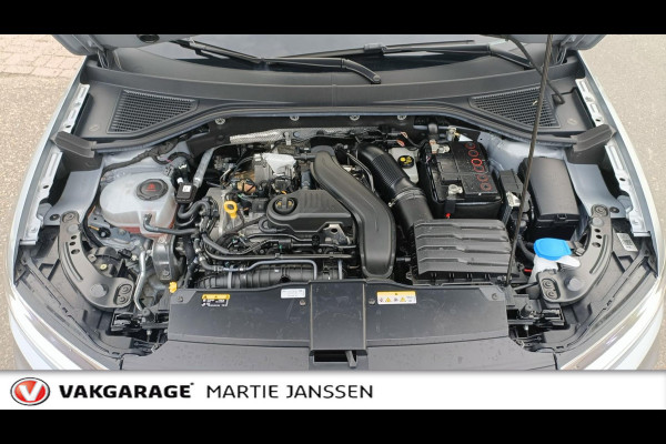 Volkswagen T-Roc 1.5 TSI Life Business