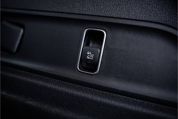 Mercedes-Benz GLE GLE350 e 4MATIC Premium Plus - AMG l Panorama l Trekh. l Luchtv. l 22'' l HUD l ACC