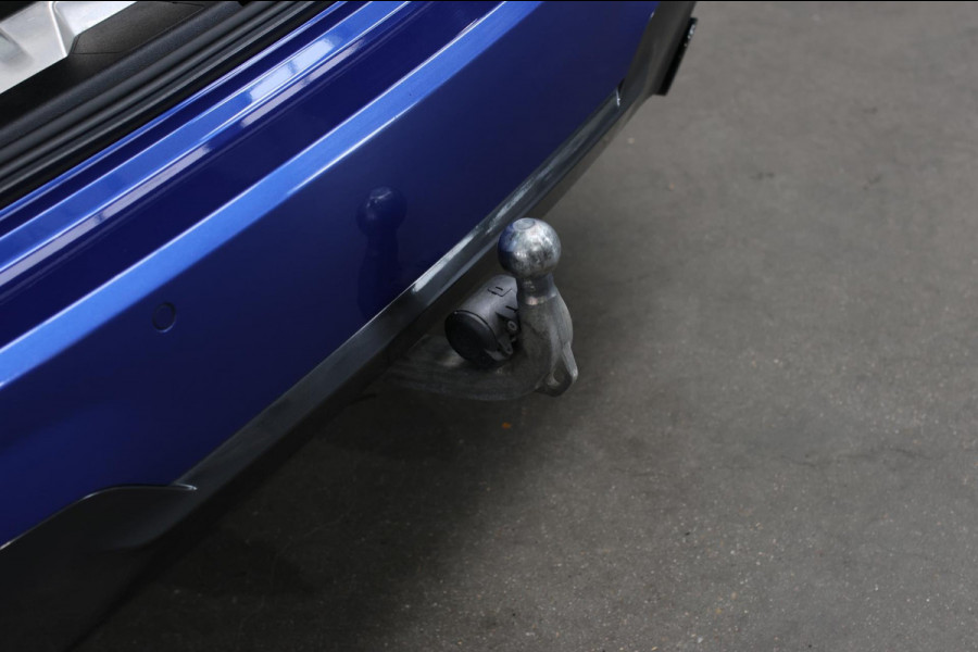 BMW 3 Serie Touring 330e M-Sport *Pano*H/K*360 Camera*Trekhaak*