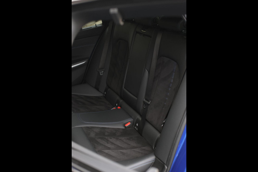 BMW 3 Serie Touring 330e M-Sport *Pano*H/K*360 Camera*Trekhaak*