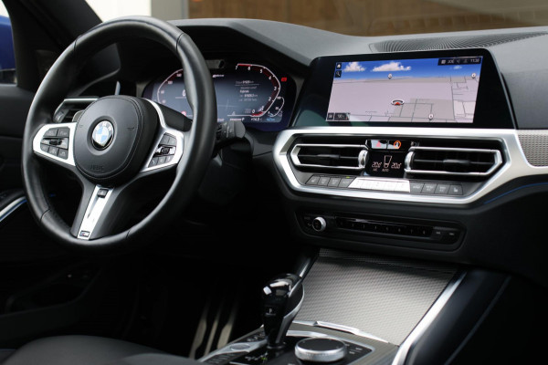 BMW 3 Serie Touring 330e M-Sport *Pano*H/K*360 Camera*Trekhaak*