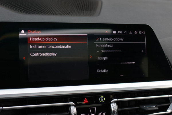 BMW 3 Serie Touring 330e M-Sport *Pano*H/K*360 Camera*Trekhaak*