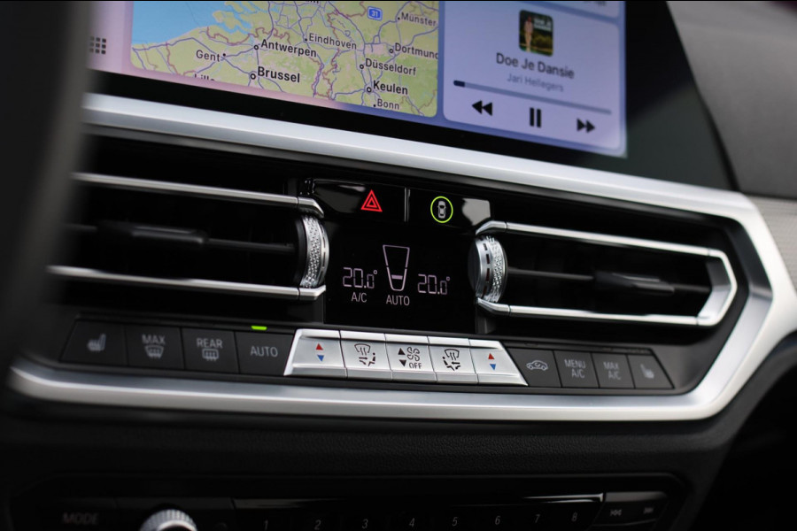 BMW 3 Serie Touring 330e M-Sport *Pano*H/K*360 Camera*Trekhaak*