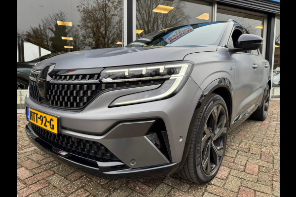 Renault Austral TCe 160 EDC mild hybrid techno esprit Alpine Mat grijs / Trekhaak afn. / 1.800 KG Trekg. / 360 Camera / E. Aklep