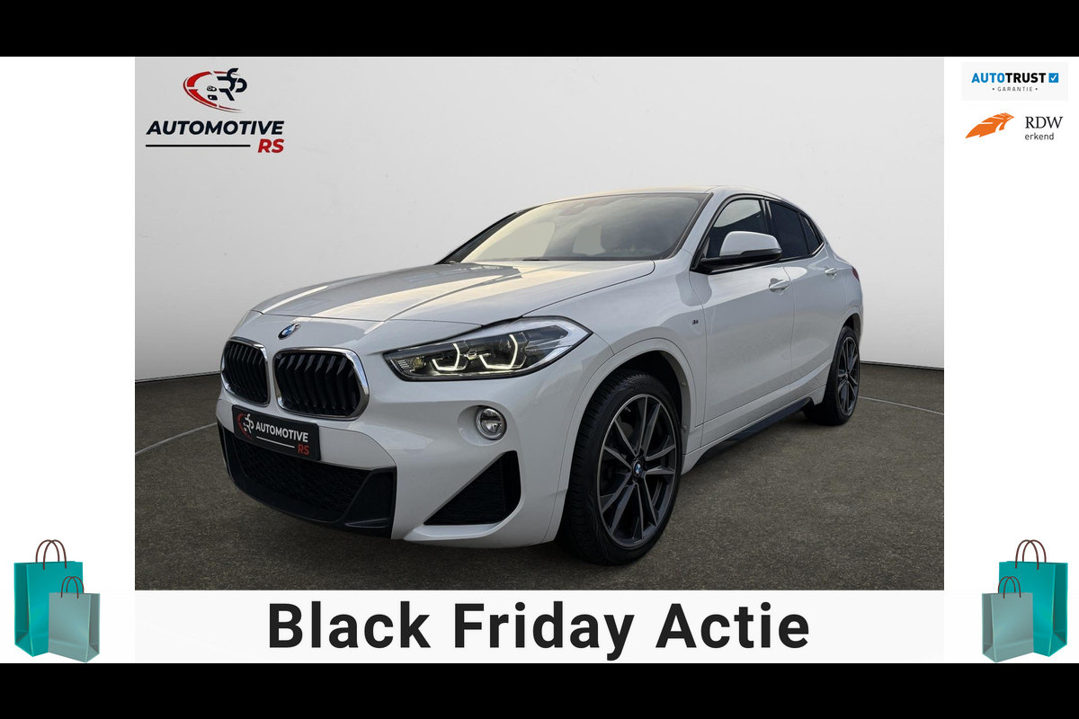 BMW X2 SDrive18i M-Pakket High Exec Full M Sportief Design LED 19” M-Velgen M-Alcantara Navi Camera PDC V+A