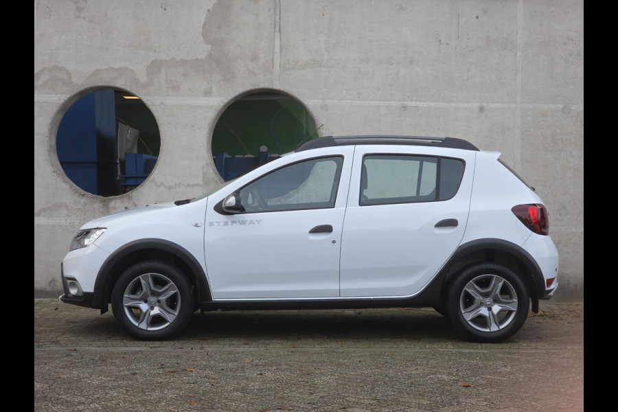 Dacia Sandero 0.9 TCe Stepway Laureate | Automaat | Navigatie |