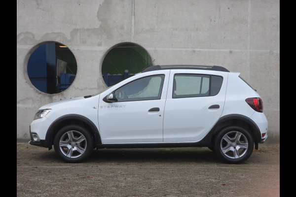 Dacia Sandero 0.9 TCe Stepway Laureate | Automaat | Navigatie |