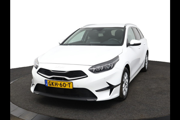 Kia Ceed Sportswagon 1.5 T-GDi DynamicPlusLine - Lichtmetalen Velgen - LED - Cruise Control - Stoel/Stuurverwarming - Dodehoek Detectie - Fabrieksgarantie Tot 2031