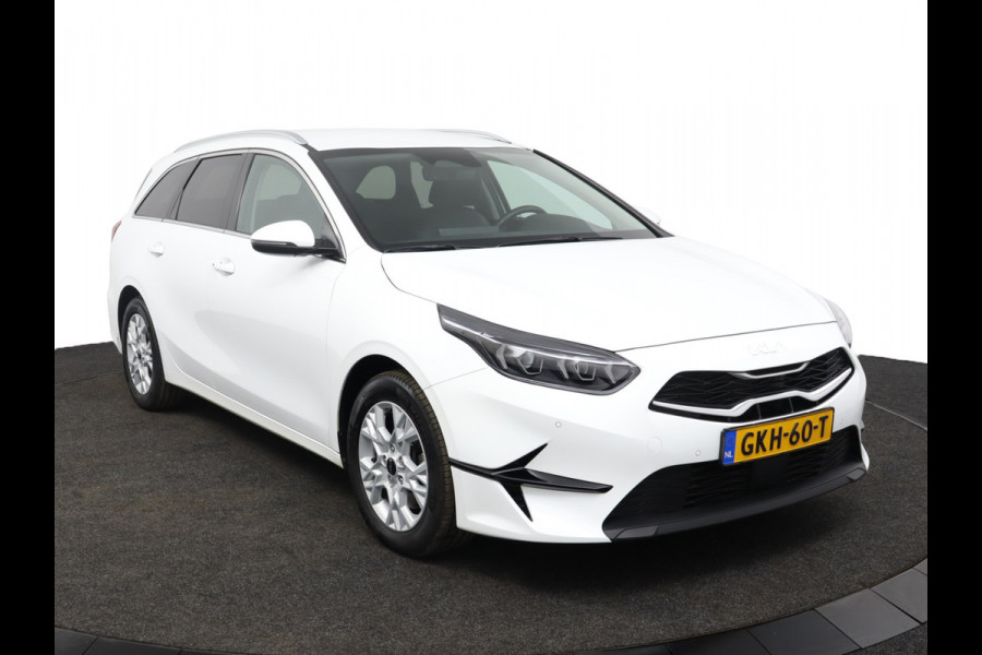 Kia Ceed Sportswagon 1.5 T-GDi DynamicPlusLine - Lichtmetalen Velgen - LED - Cruise Control - Stoel/Stuurverwarming - Dodehoek Detectie - Fabrieksgarantie Tot 2031