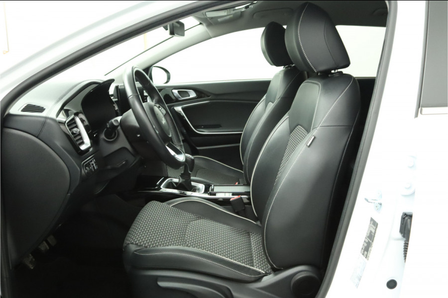 Kia Ceed Sportswagon 1.5 T-GDi DynamicPlusLine - Lichtmetalen Velgen - LED - Cruise Control - Stoel/Stuurverwarming - Dodehoek Detectie - Fabrieksgarantie Tot 2031