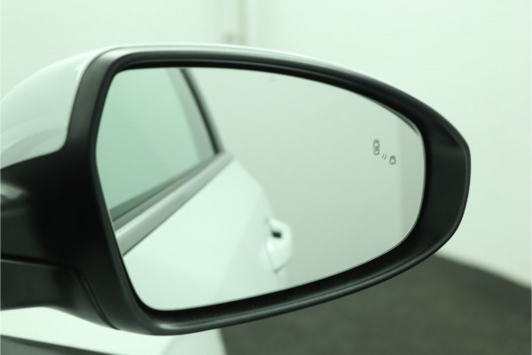 Kia Ceed Sportswagon 1.5 T-GDi DynamicPlusLine - Lichtmetalen Velgen - LED - Cruise Control - Stoel/Stuurverwarming - Dodehoek Detectie - Fabrieksgarantie Tot 2031