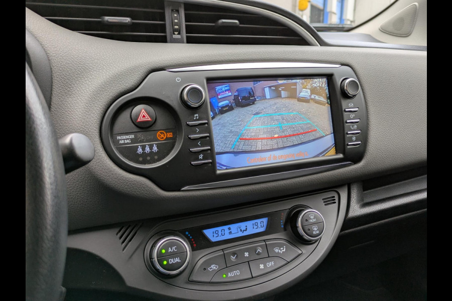 Toyota Yaris 1.5 VVT-i Aspiration 112PK|Camera|Climate-Control|Cruise-Control|Navi|Lane-Assist|Volledige onderhoudshistorie