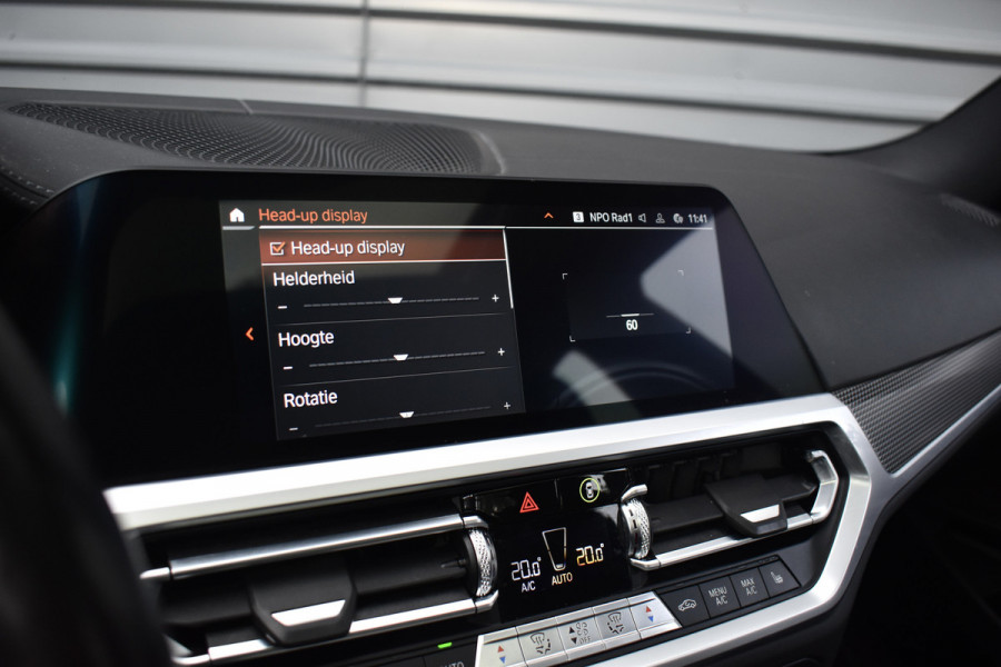 BMW 3 Serie 330e M Sport Individual | Pano | Laser | ACC | Head-Up | Memory Seats | 19'' Wielen |