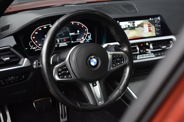 BMW 3 Serie 330e M Sport Individual | Pano | Laser | ACC | Head-Up | Memory Seats | 19'' Wielen |