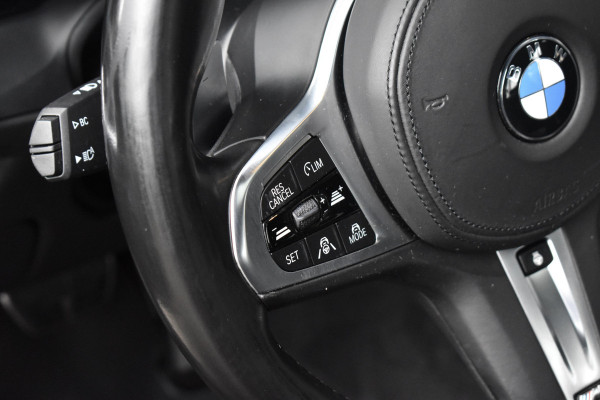 BMW 3 Serie 330e M Sport Individual | Pano | Laser | ACC | Head-Up | Memory Seats | 19'' Wielen |