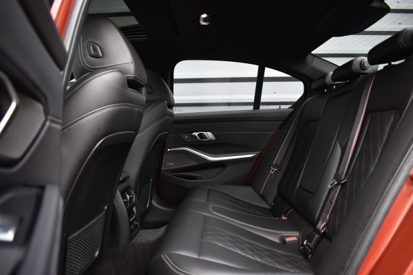 BMW 3 Serie 330e M Sport Individual | Pano | Laser | ACC | Head-Up | Memory Seats | 19'' Wielen |