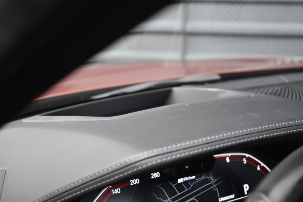 BMW 3 Serie 330e M Sport Individual | Pano | Laser | ACC | Head-Up | Memory Seats | 19'' Wielen |