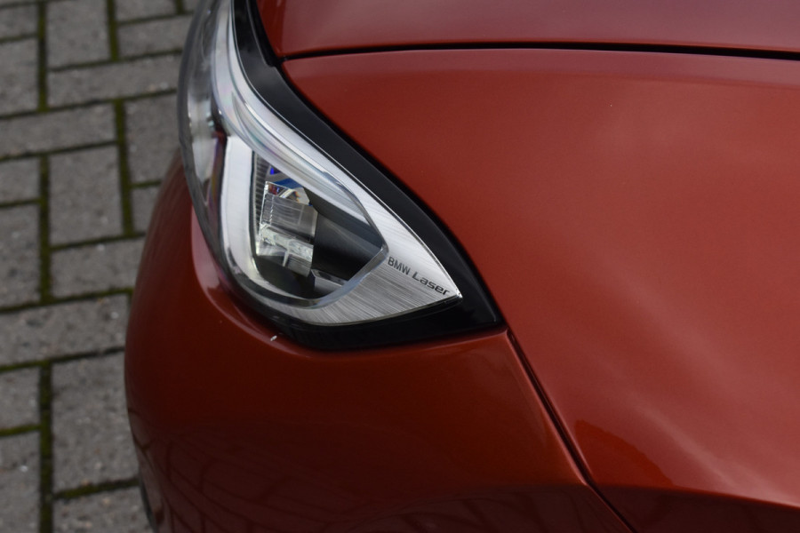 BMW 3 Serie 330e M Sport Individual | Pano | Laser | ACC | Head-Up | Memory Seats | 19'' Wielen |