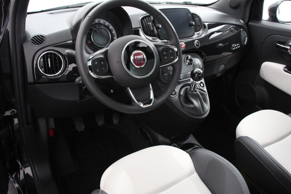 Fiat 500 1.0 Hybrid 69pk Dolcevita | Navigatie | Apple Carplay/Android Auto | Panoramadak | Parkeersensor achter | Cruise Control | Climatronic