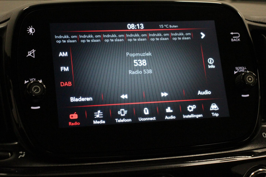 Fiat 500 1.0 Hybrid 69pk Dolcevita | Navigatie | Apple Carplay/Android Auto | Panoramadak | Parkeersensor achter | Cruise Control | Climatronic