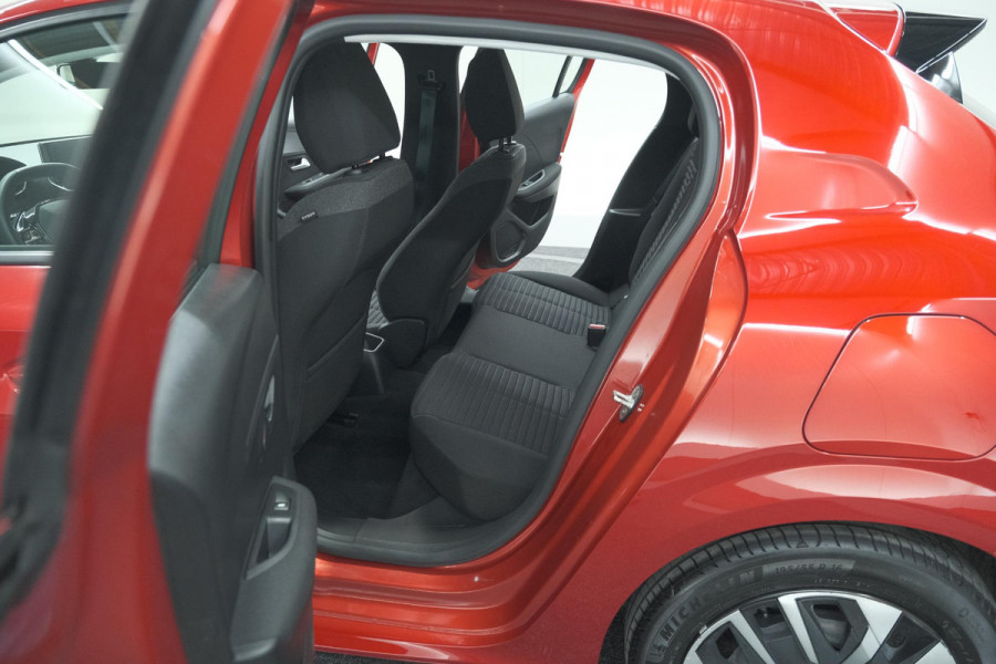 Peugeot 208 PureTech 100 Active | Navigatie | Cruise Control | Apple Carplay