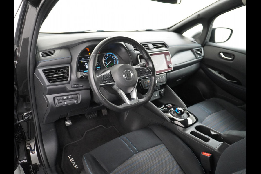 Nissan Leaf Acenta 40 kWh SOH 88% CAMERA | DODE HOEK | RIJKLAARPRIJS INCL. 12 MND BOVAG GARANTIE