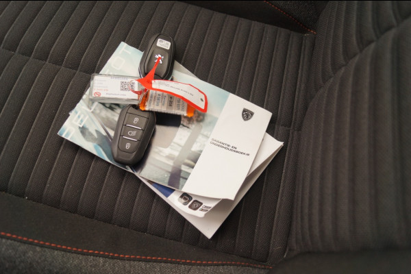 Peugeot e-208 EV Active 50kWh Automaat -NAVI-ECC-CARPLAY-