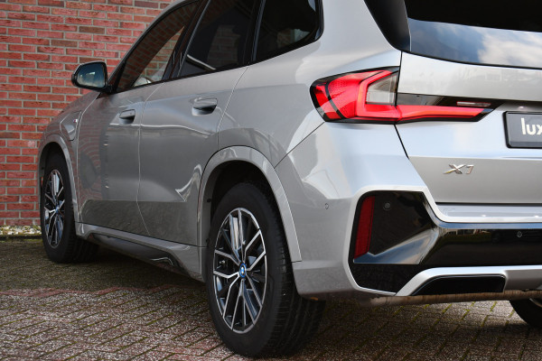 BMW X1 xDrive25e M-Sport Pano Trekhaak Camera 3786km!